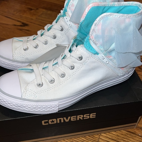 Converse Girls CTAS Block Party High Top Lace up Shoes size 5 NWT in box - Picture 5 of 12